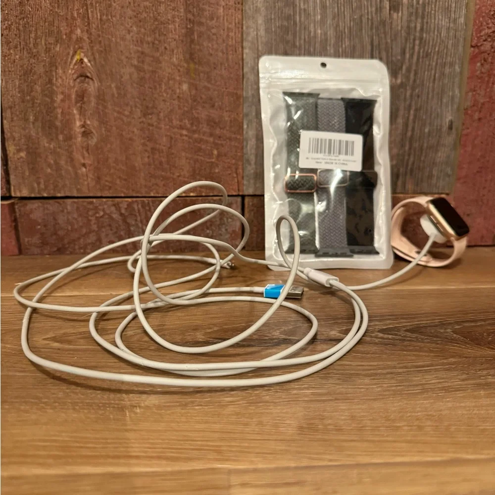 Apple Watch Series 5 w/ 3 extra braided bands and dual charger